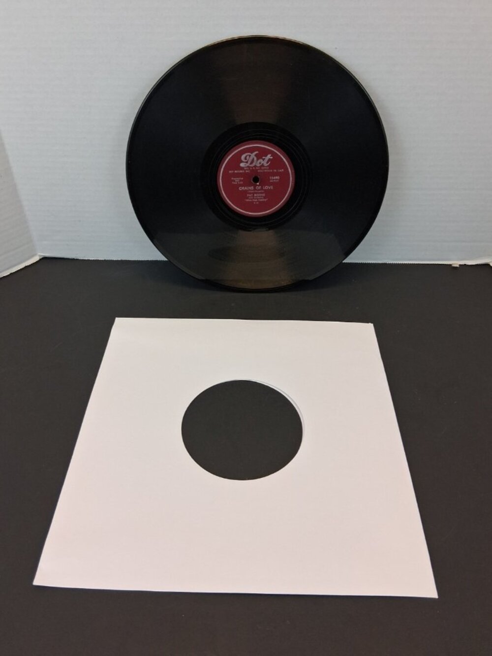 Pat Boone Friendly Persuasion / Chains of Love 78 RPM Dot 15490 Shellac 1956 VG+